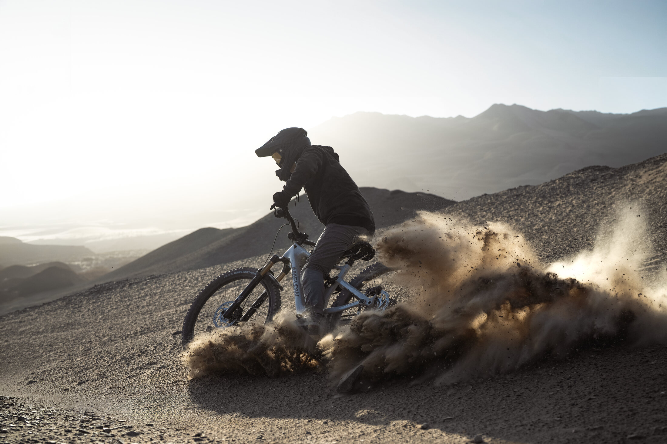Amflow PX auf anspruchsvollem Trail